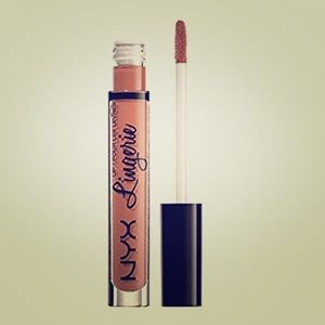 NYX Matte Liquid Lipstick color ~ruffle trim~